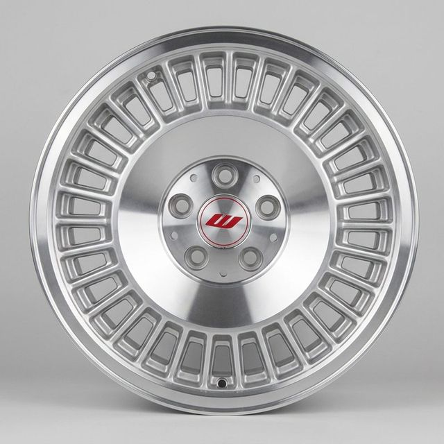15 inch Silver Turbo Fin alloy rim